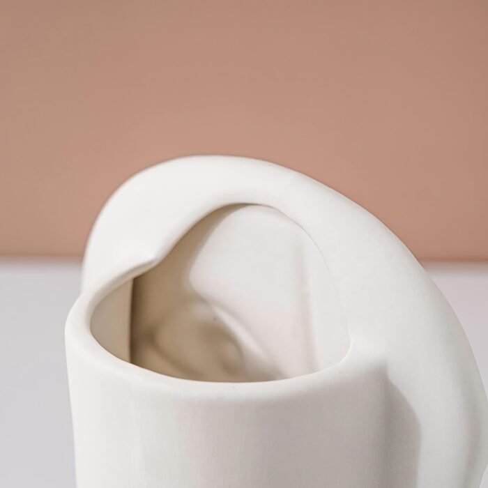 Creative Nordic Ceramic Face Vase - Image 7